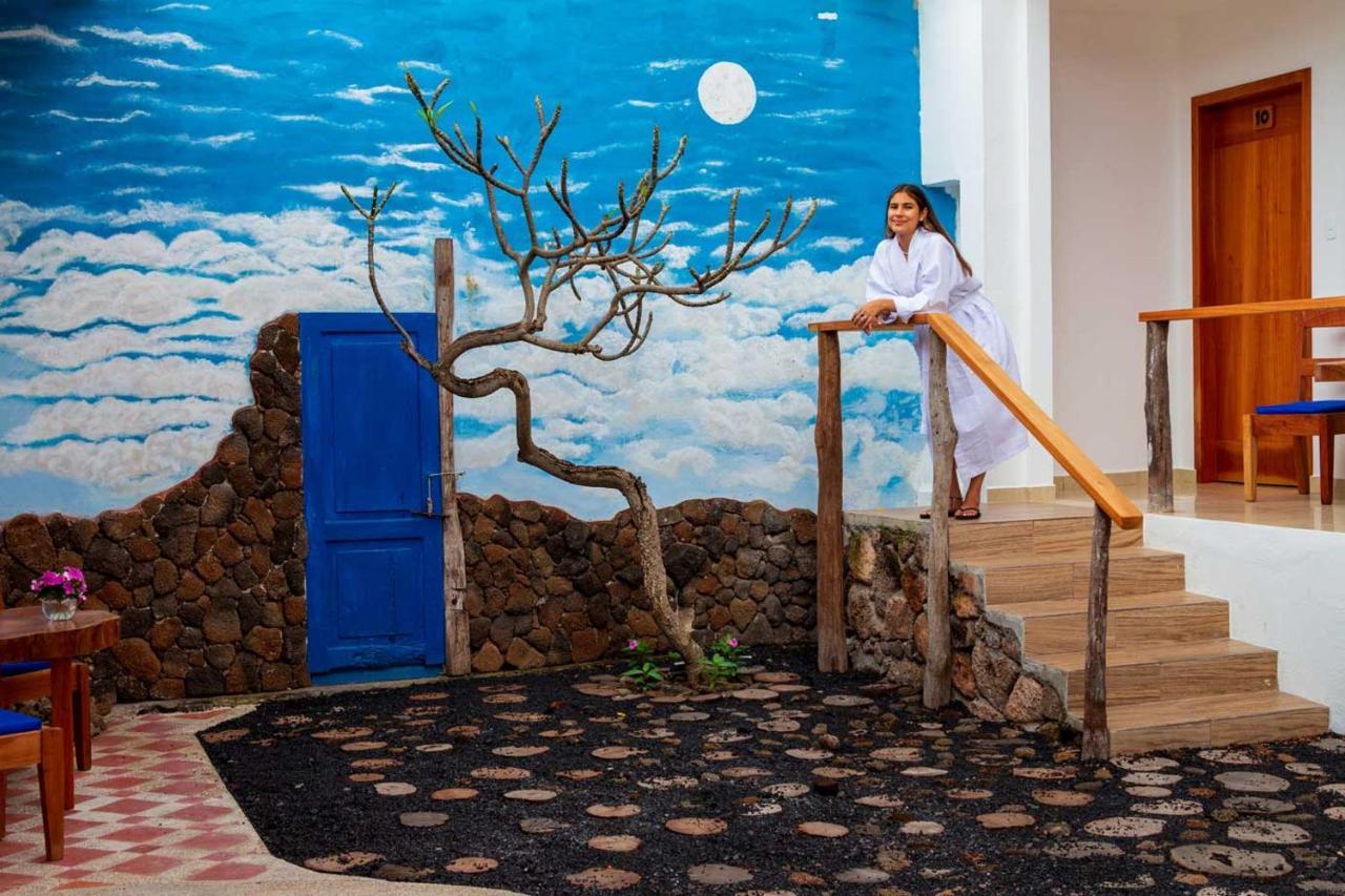 Plaza Luna Suites プエルトアヨラ エクステリア 写真