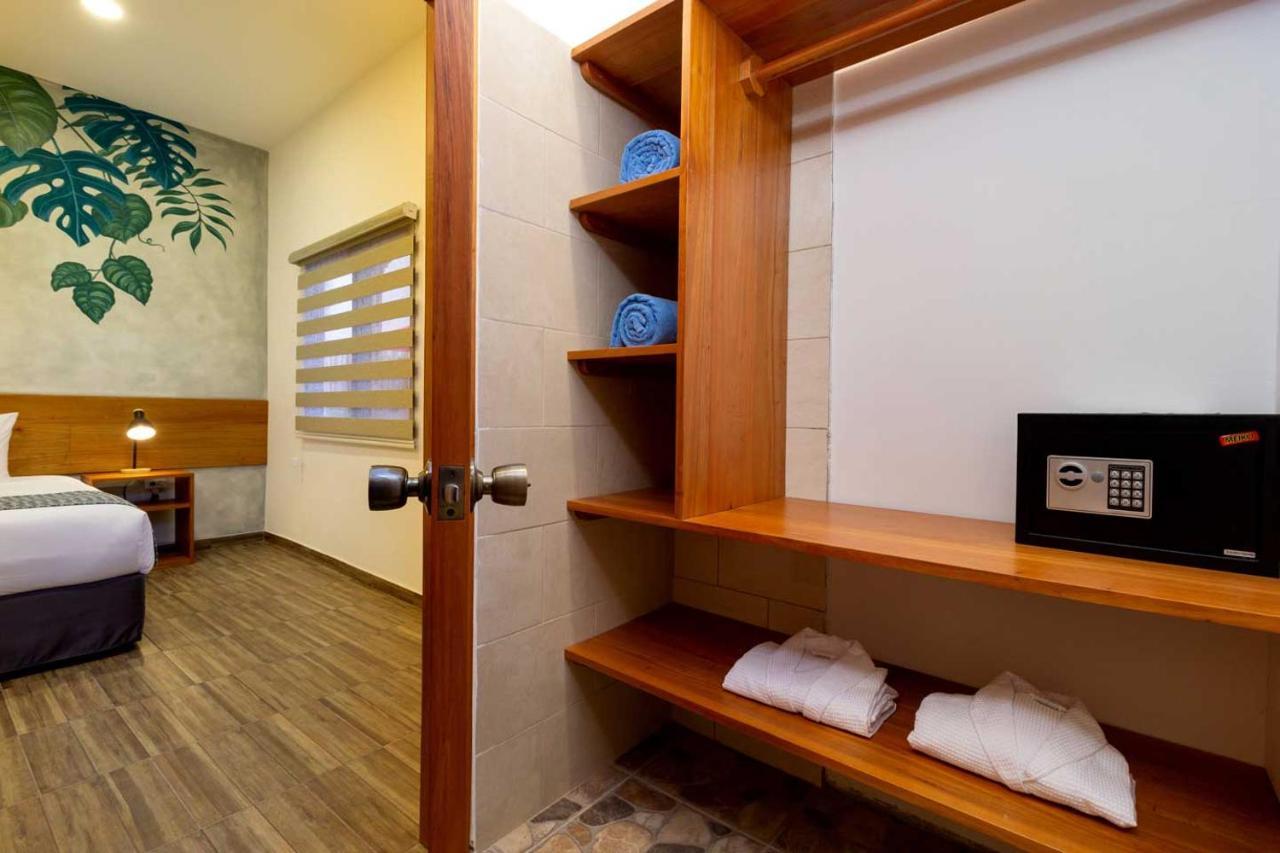 Plaza Luna Suites プエルトアヨラ エクステリア 写真