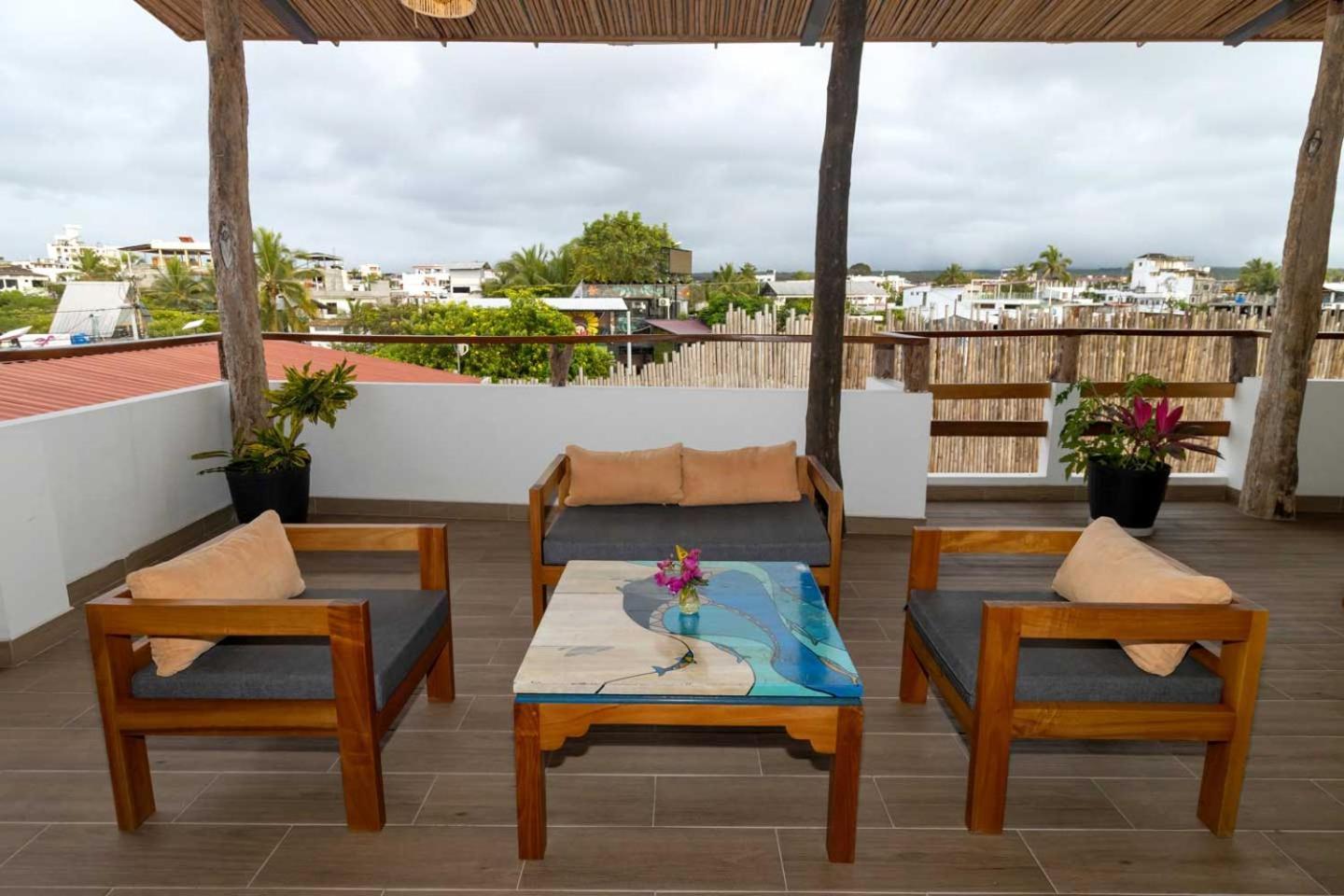 Plaza Luna Suites プエルトアヨラ エクステリア 写真